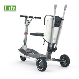 Scooter elettrico pieghevole ATTO per anziani e disabili
