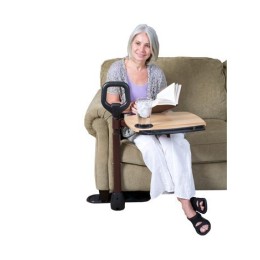 Liberty l'ausilio che aiuta ad alzarsi e sedersi, dotato di tavolino girevole, che si adatta alla tua poltrona e divano.