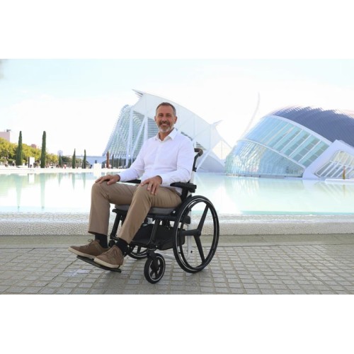 Carrozzina pieghevole autospinta per disabili Elegant
