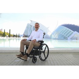 Carrozzina pieghevole autospinta per disabili Elegant