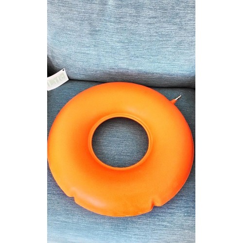 Tire in gomma a ciambella: cuscini antidecubito