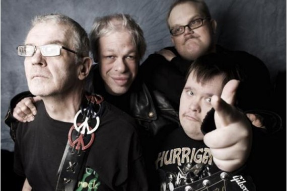 Dalla Finlandia, la prima punk band formata da musicisti disabili